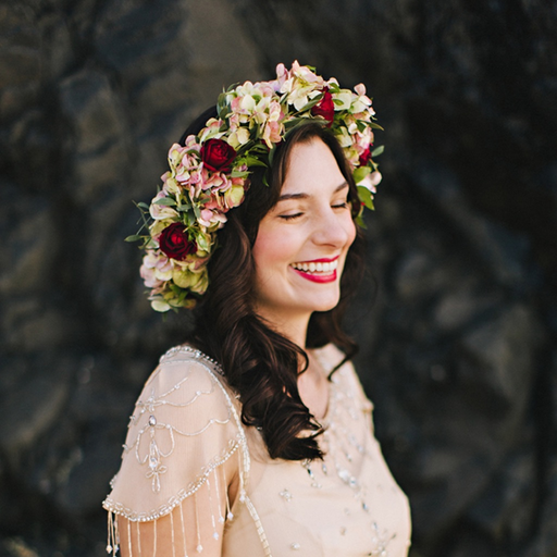 Lady with Flower crown - Flower crown photo montage with your lovely pose app icon